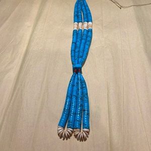 NATIVE VINTAGE TURQUOISE NECKLACE